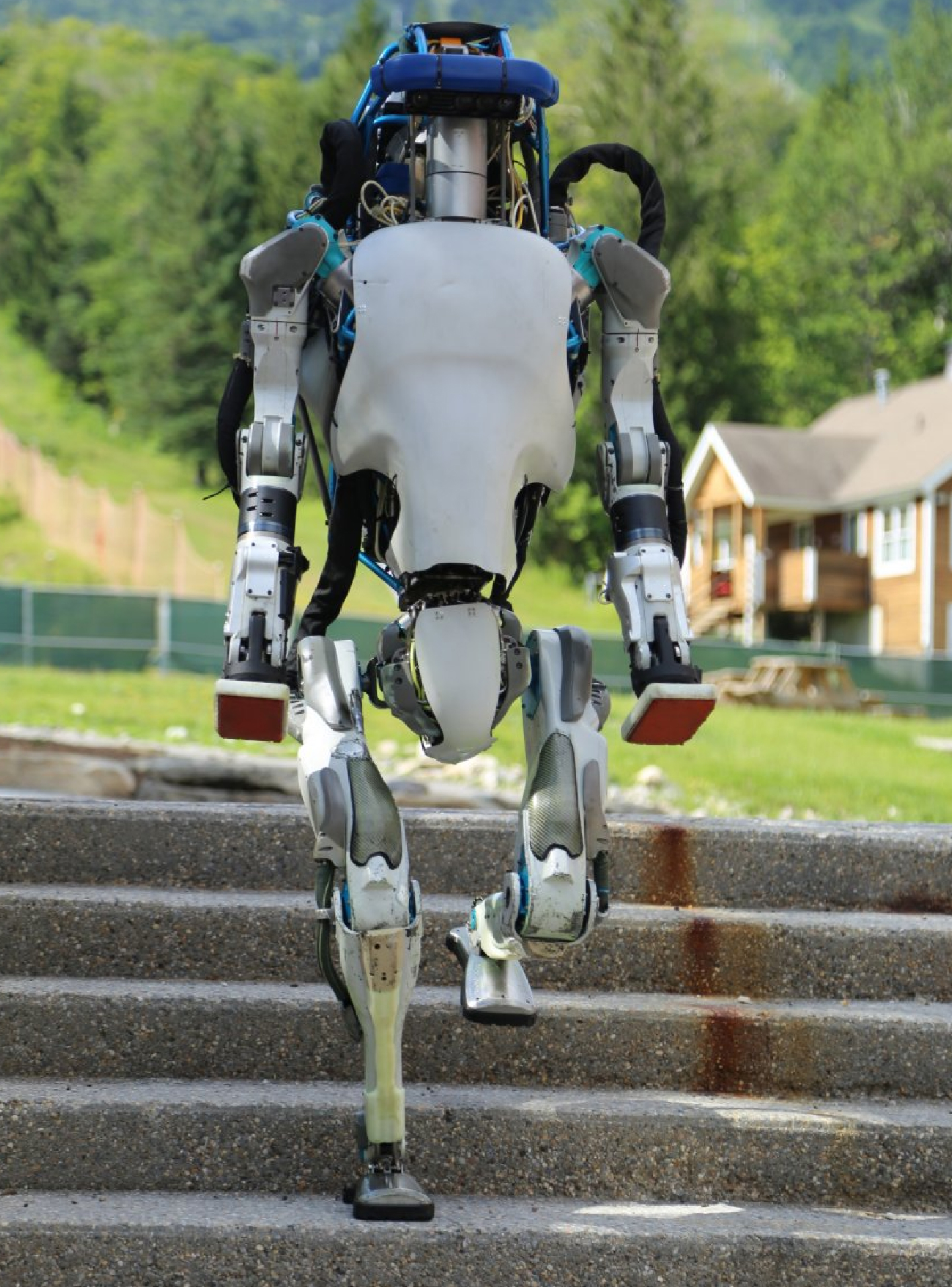 robot atlas outdoors